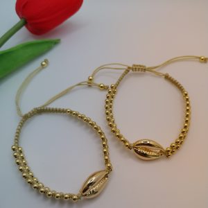 Gold Shell Bracelet