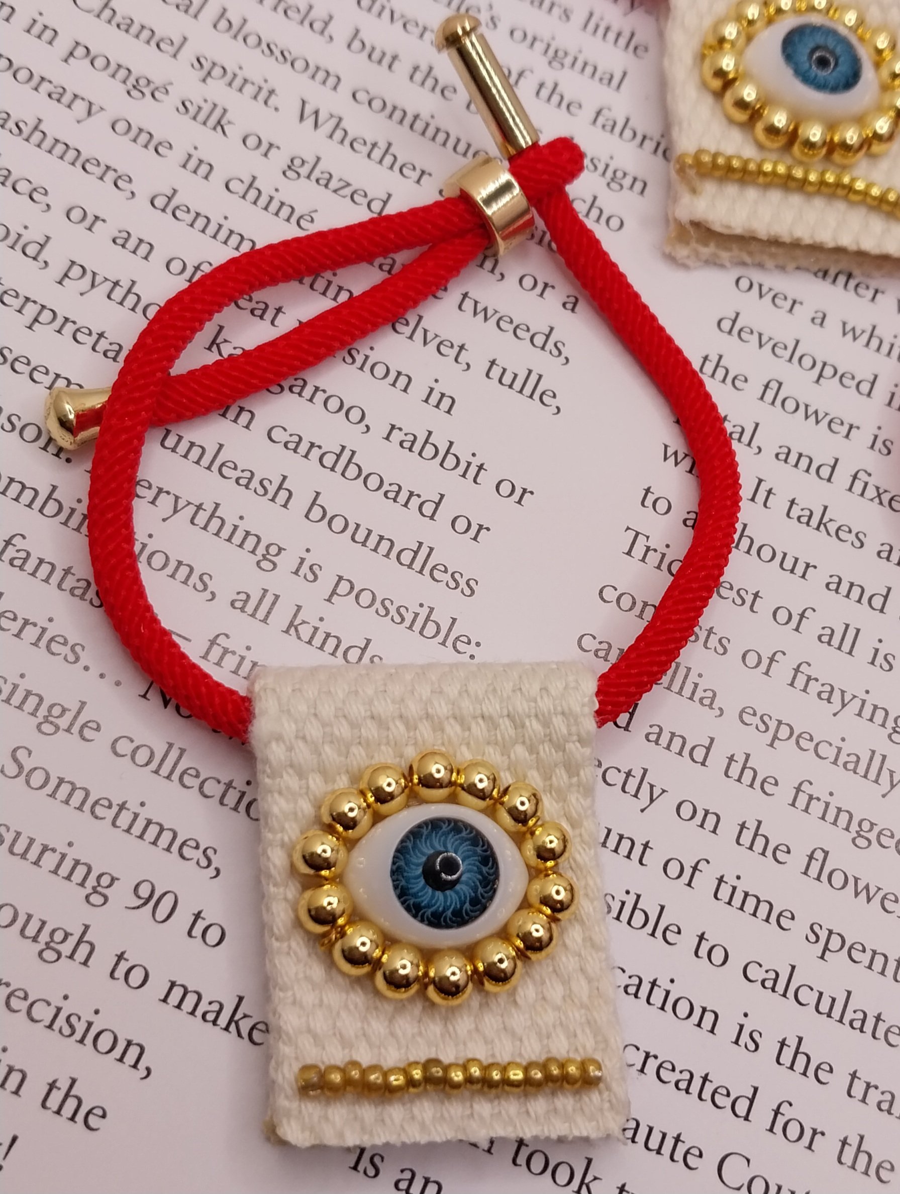 Eye Red Bracelet - Image 2